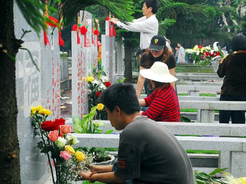 【太原公墓】关于祭祖扫墓的一些习俗
